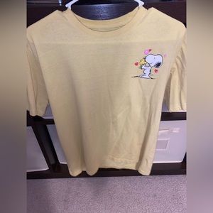 Light Yellow Snoopy T-shirt (Valentines Day)